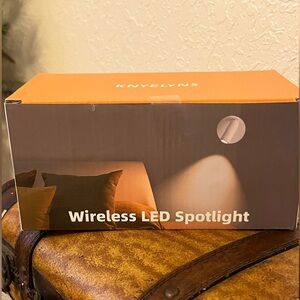 NWT-Wireless Spotlight Indoor 2-Pack-Rechargeable Long Runtime Battery Operated